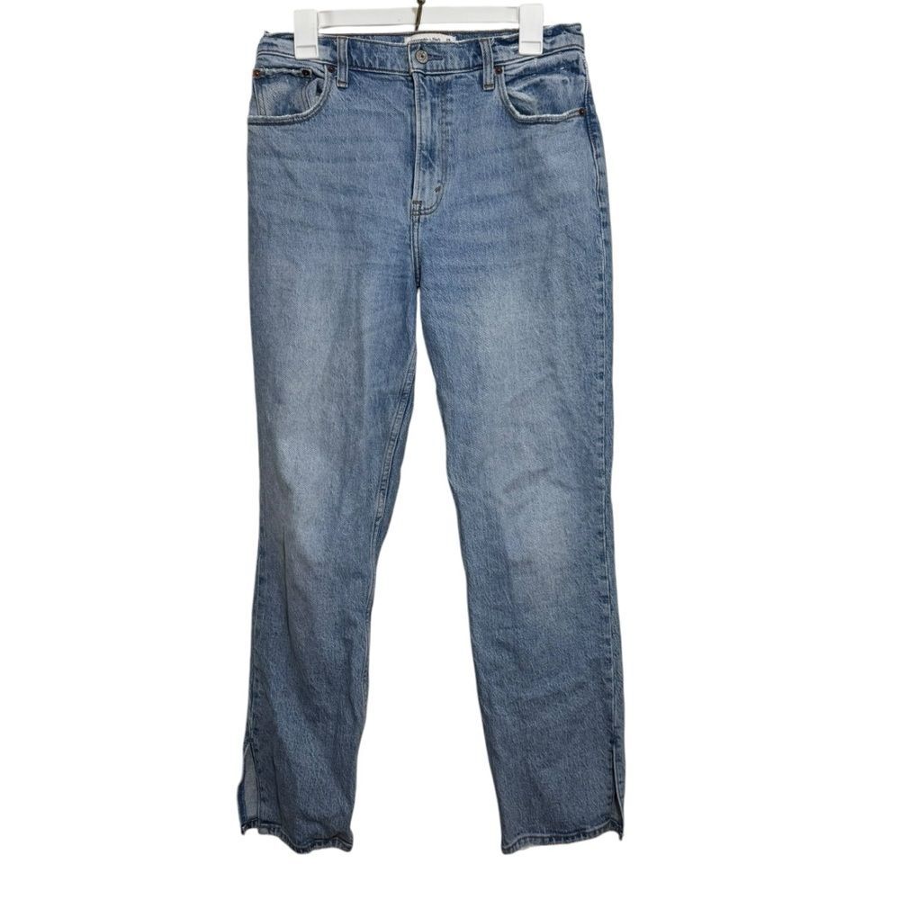 Abercrombie & Fitch 90’s High Waisted Straight Leg Jeans